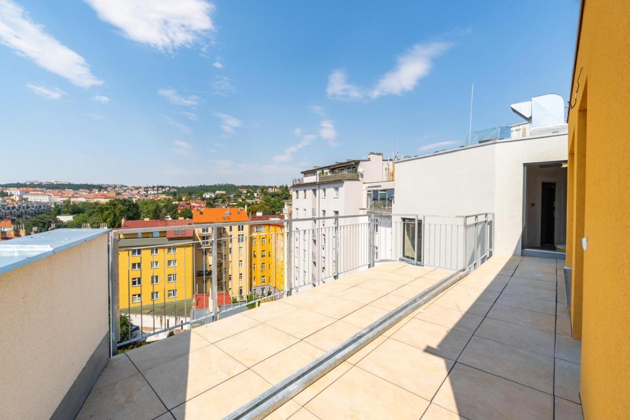 Penthouse # 81 With Panoramic City View In Elite Rezidence With Free Parking - Prague — Photos 1